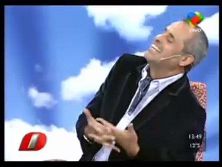 Flor de V habló sobre sus mellizos