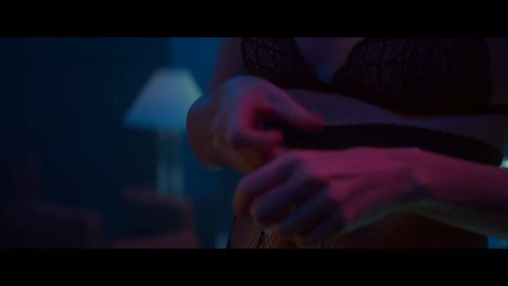 Trailer de 'Atómica' - Fuente: YouTube