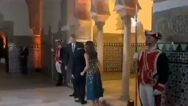 El error de protocolo de Petro que puso incómodos a los reyes de España