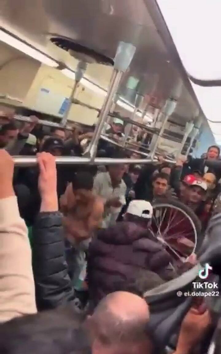 Pelea Tren San Martín