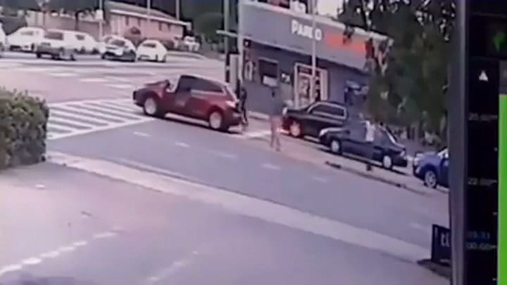 El actor mexicano Pablo Lyle es acusado de haber matado a un hombre a quien golpeó en 2019