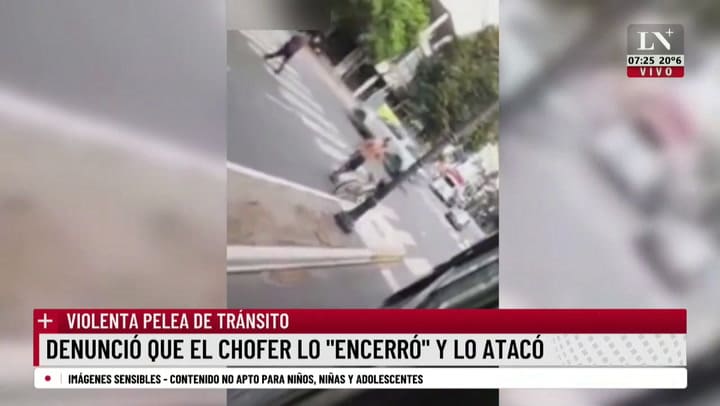 Ciclista atacó a cadenazos a un micro