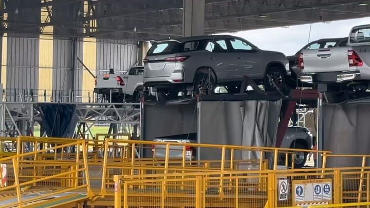 Proceso de exportación de Toyota vía marítima