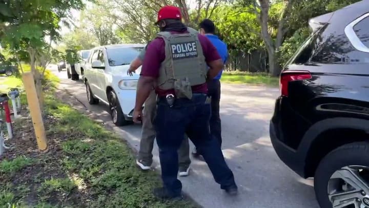 La detención ocurrió en Fort Myers el 16 de junio.mp4