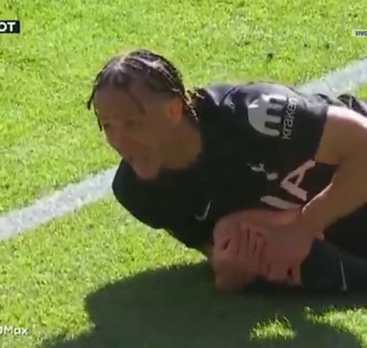 La lesión de Xavi Simons