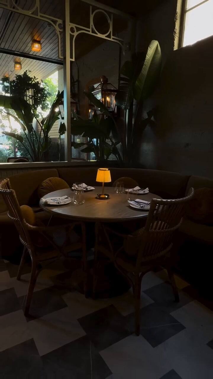 El personal dejó sus teléfonos fuera para evitar filtraciones