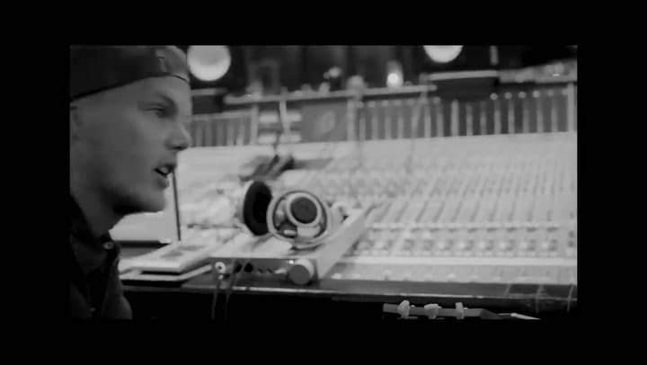 Detrás de escena del disco póstumo Tim, de AVICII - Fuente: YouTube
