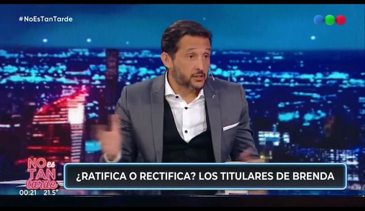 Brenda Asnicar presentó a su nuevo novio en televisión