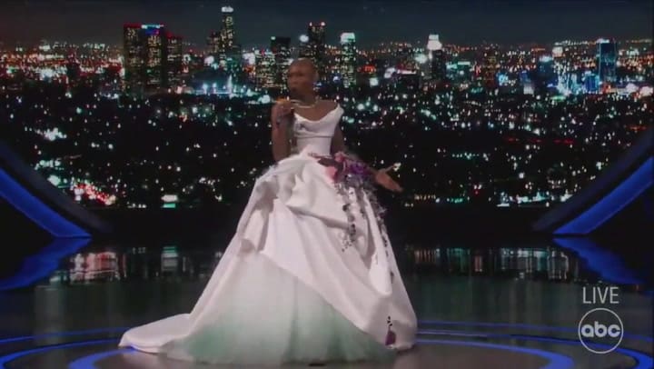 Así fue la apertura de los Oscars de la mano de Ariana Grande y Cynthia Erivo