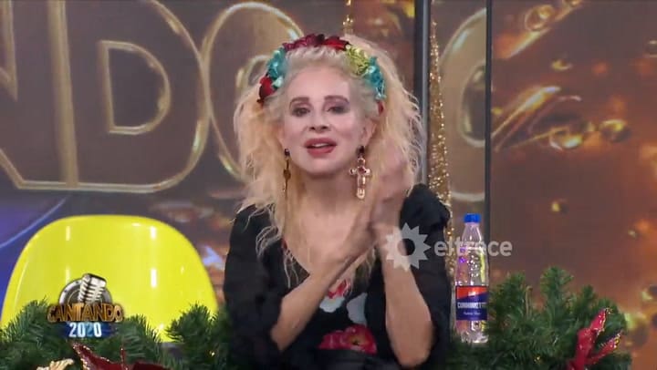 Karina 'La princesita' lució un look brillante en la noche de eliminación - Fuente: eltrece