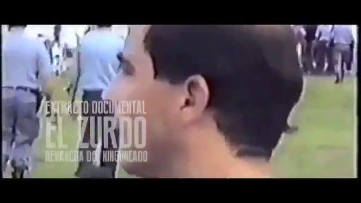 El documental de Sampaoli muestra al DT de la selección como jugador y con pelo - Fuente: Twitter