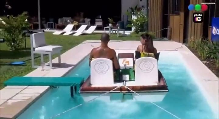 Juliana le pregunta a Maxi si le contó a Alexis sobre la reciente separación