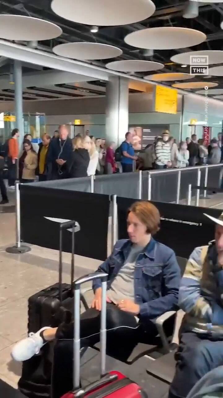 El aeropuerto de Heathrow rindió homenaje a Isabel II con dos minutos de silencio