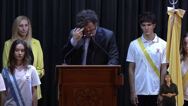 Milei contó como eran los castigos de sus padres para que el estudiara