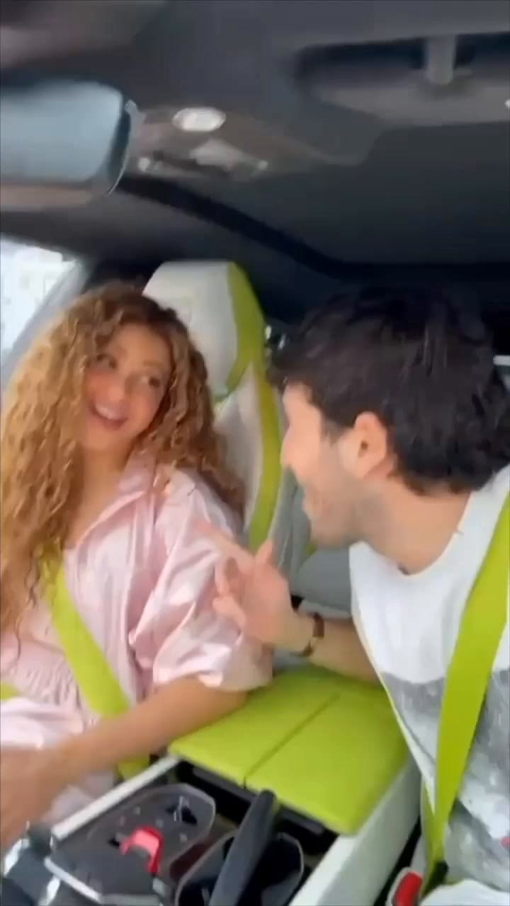 Shakira Anuncia Que Sorteara Su Auto