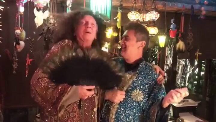 Así promocionaban Pepe Cibrián y Nito Artaza La jaula de las locas - Fuente: Instagram