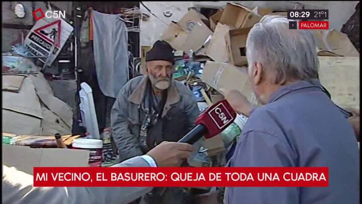 El cruce del 'señor basura' con un vecino