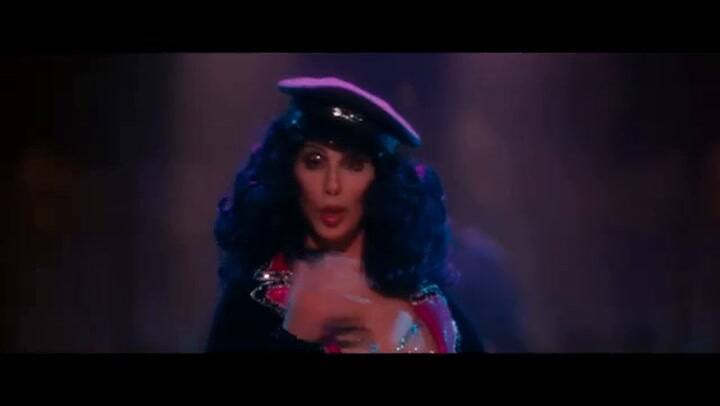 Cher en Burlesque