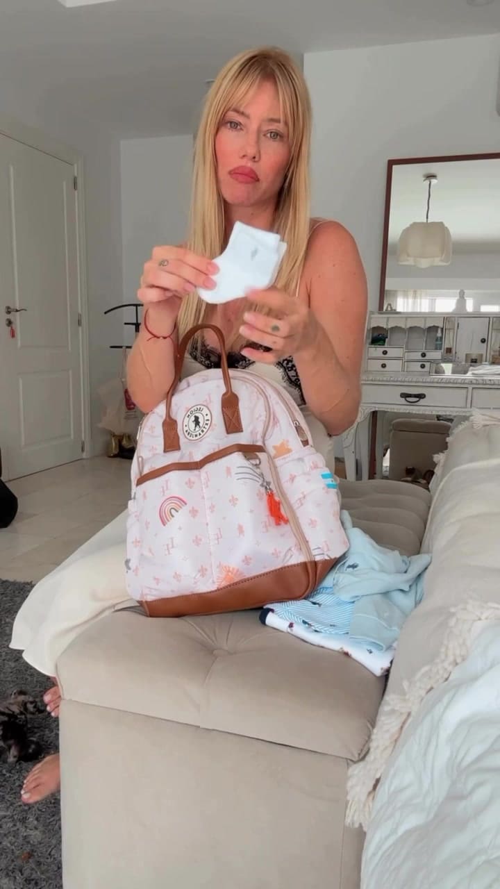 Nicole Neumann se prepara para el nacimiento de su hijo y mostró que lleva en el bolso maternal