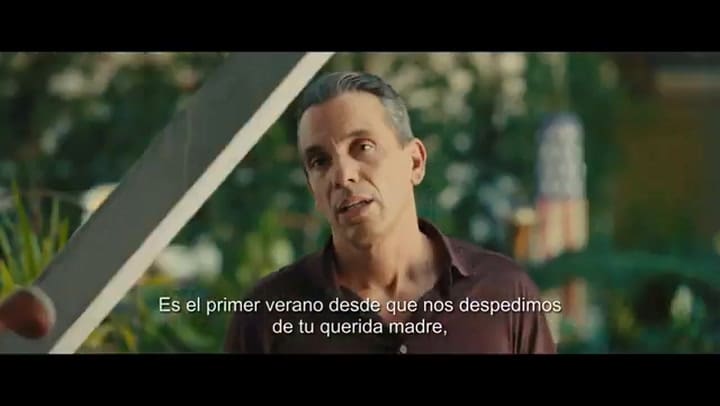 Mi papá es un peligro, tráiler oficial