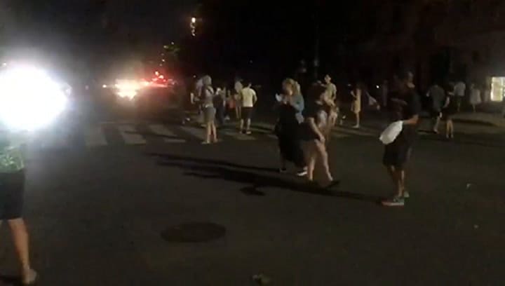 Protesta de usuarios por corte de luz en Villa Crespo