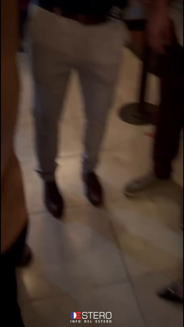 Nueva polémica: el gesto racista del padre de Agostina Páez