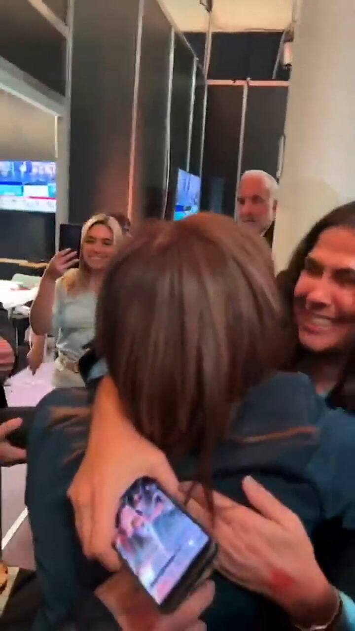 El abrazo entre Patricia Bullrich y Antonia Macri