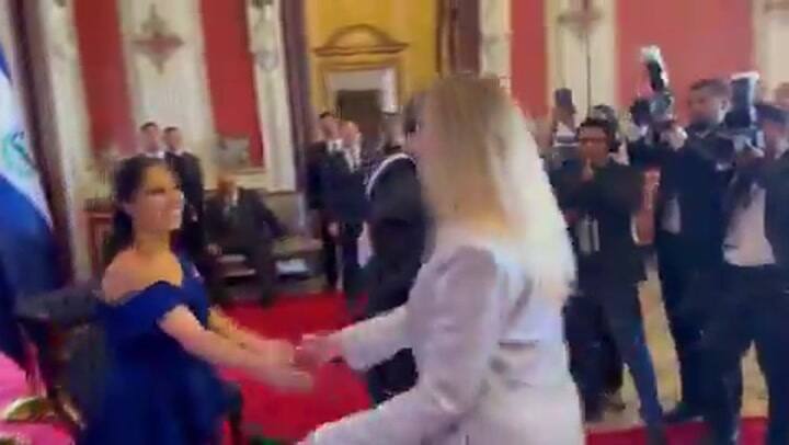 El saludo de Javier Milei a Nayib Bukele en el día que asumió sui segundo mandato