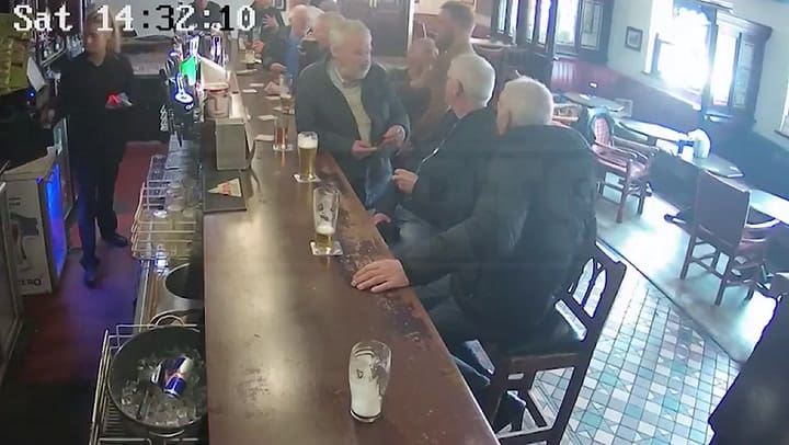 El video de TMZ muestra al luchador irlandés en una situación violenta