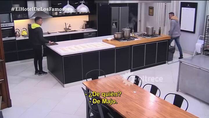 Pampita y su hija Ana sorprendieron a los huéspedes de El Hotel de los Famosos (Telefe)