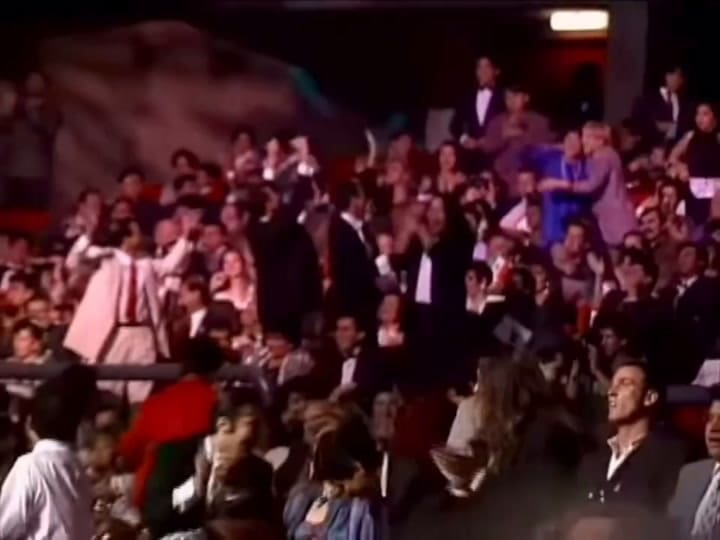 Coronación de Dayanara Torres como Miss Universo 1993