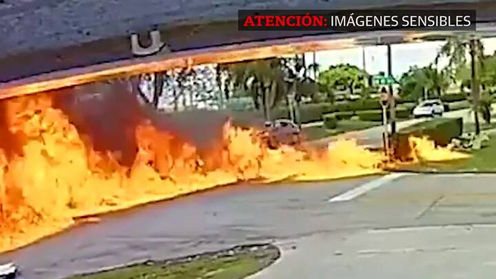 El impactante accidente de una avioneta en la que murieron dos personas - Fuente: Twitter