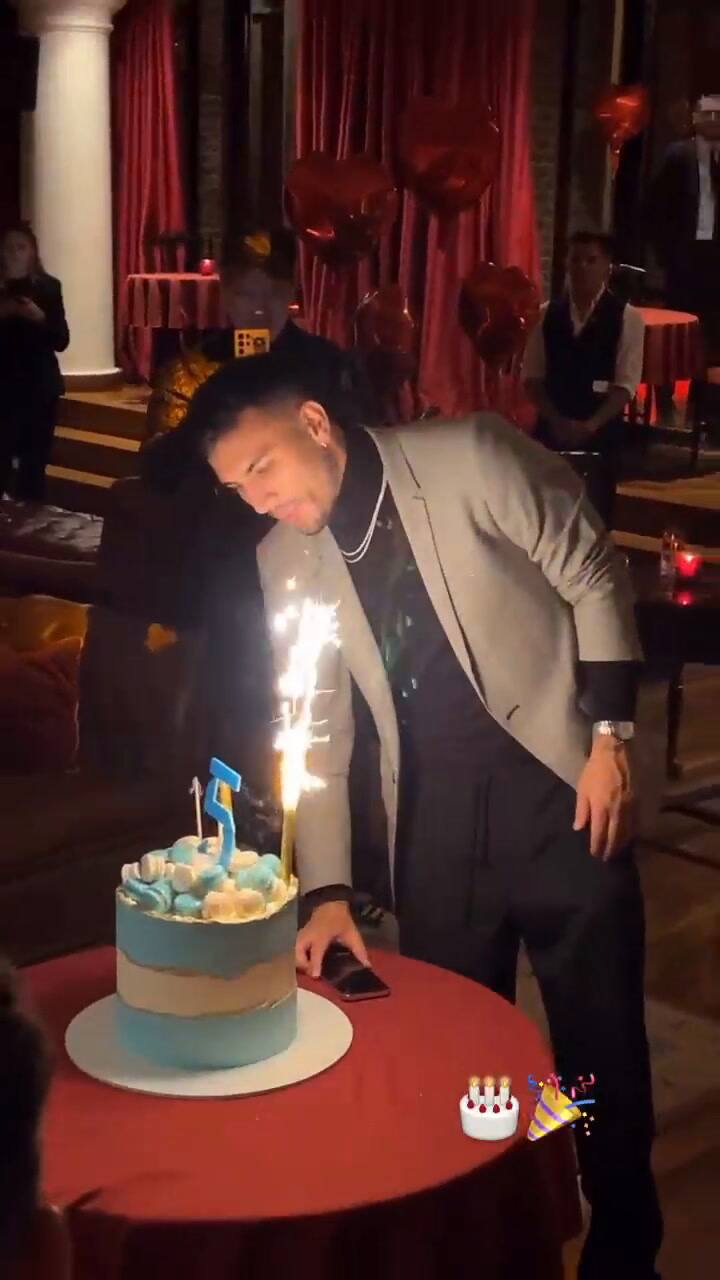 El cumpleaños 'albiceleste' de Leandro Paredes (IG @locelsogiovani)
