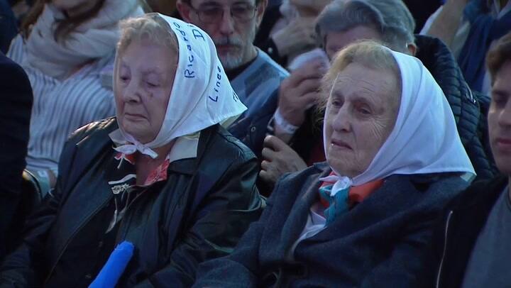 La emoción de Cristina Fernández de Kirchner en la presentación de Sinceramente en La Plata