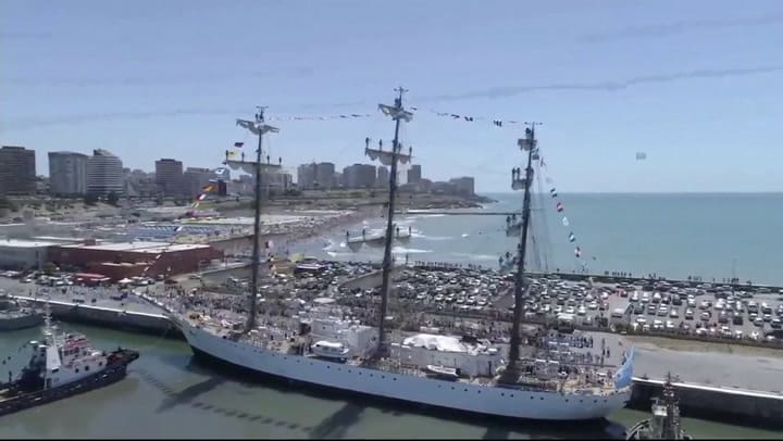 Llegada de La Fragata Libertad a Mar del Plata - Fuente: Casa Rosada