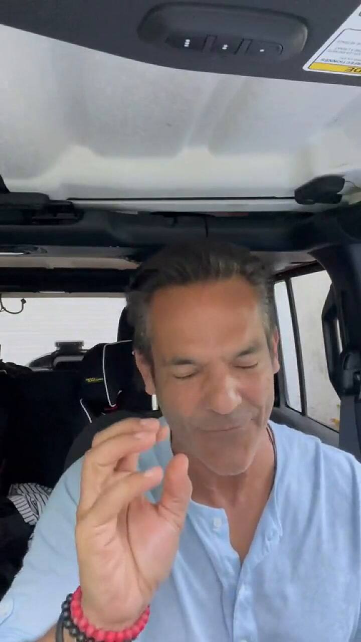 Conoció al amor de su vida en una escalera eléctrica