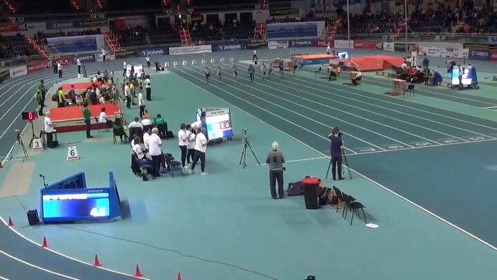 Charles Allie corre los 60 metros en Torun - Fuente: YouTube