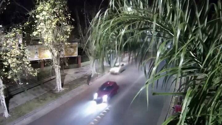 El nuevo video que complica más al conductor borracho que atropelló a un ciclista y chocó otro auto