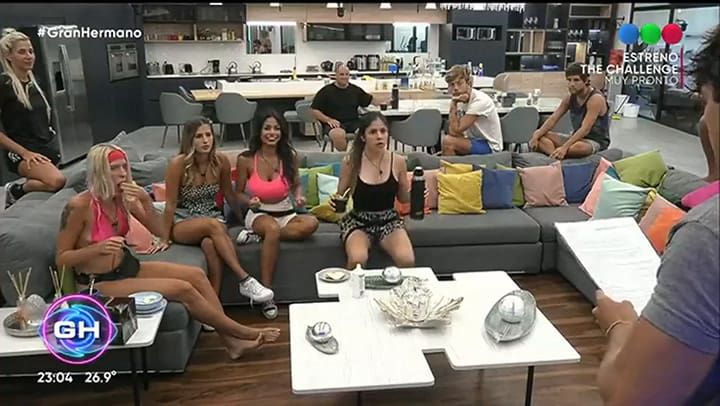 Julieta Poggio estuvo al frente de la prueba semanal de baile