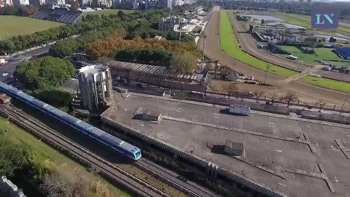 El estacionamiento de Av del Libertador y Dorrego visto desde el drone de LA NACION
