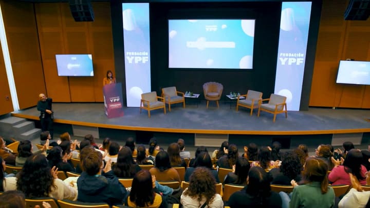 Ingenias Entrega Diplomas Prensa Alta Corte