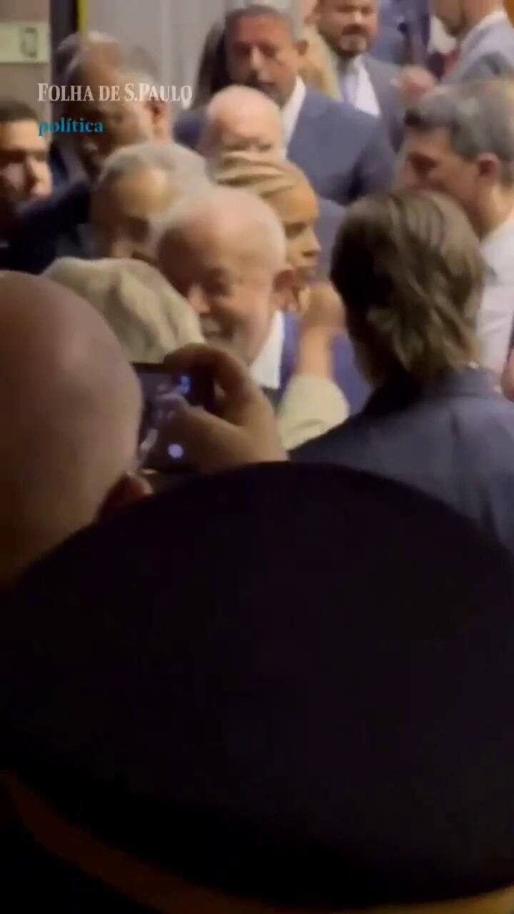 El momento en que Lula da Silva bromea a Luis Lacalle Pou