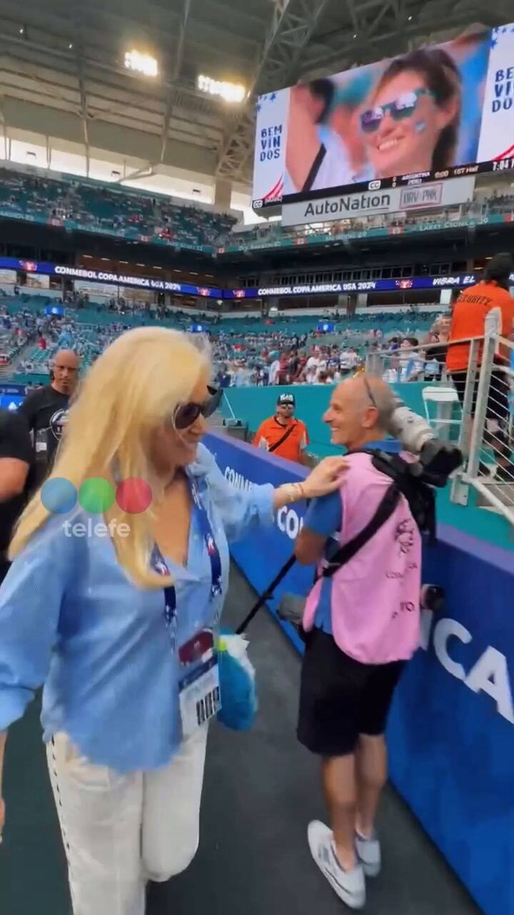 Así Llegaba @Gimenezsuok Al Estadio Para Alentar A La Selección La Diva Está En Miami Y Presencia El Partido Junto A Celia, La Mamá De @Leomessi ️ ¡Viví La Conmebol Copa América Usa 2024 En @Telefe! #Argenti