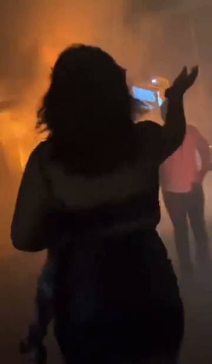 El incendio devoró por completo el bar de México