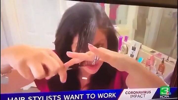 Viral: mostró sin querer a su marido desnudo mientras transmitía en vivo