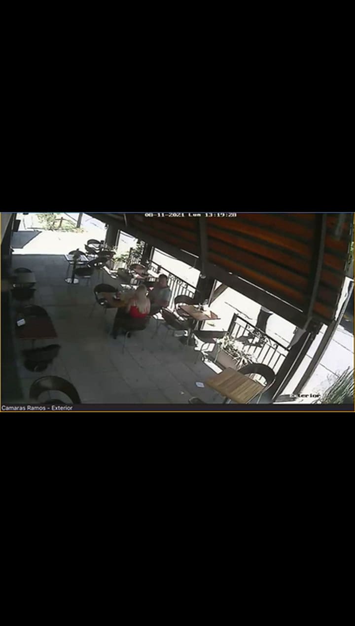 Asalto a la heladeria de Alvarado y av. De Mayo hoy, a 50 metros de la escena del homicidio del quio