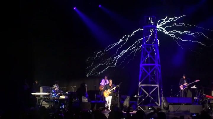 Charly García con David Lebón tocan 'Peperina'