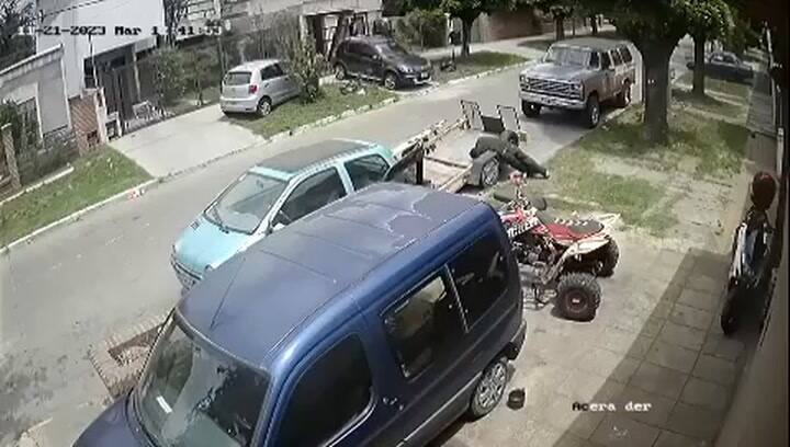 Temperley: fueron a su taller y le dispararon directo a la cabeza. Leonardo está en grave estado. Investigan un ajuste de cuentas