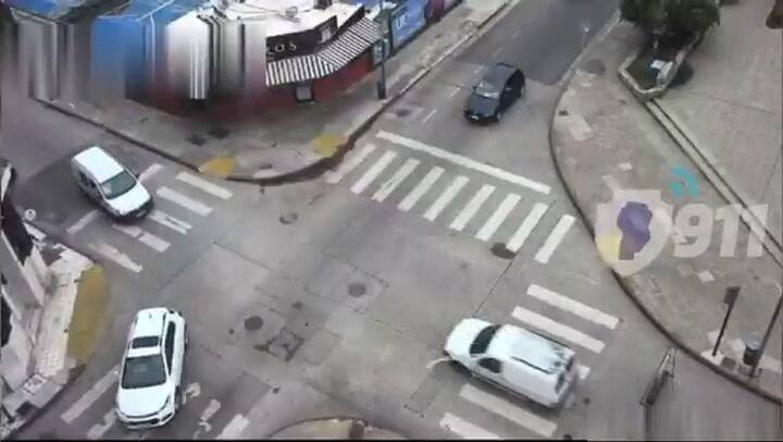 Córdoba. Manejó a contramano y chocó