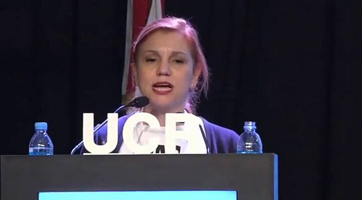 Karina Bonfi en la Convención de la UCR
